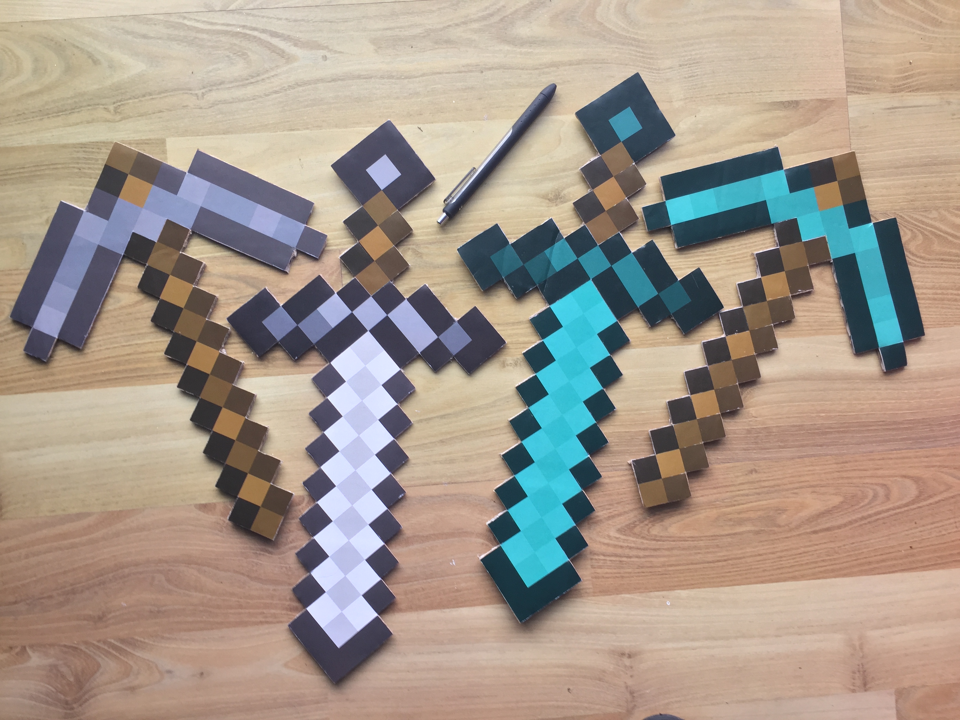 Printable DIY 3D Minecraft Swords - Minecraft Birthday Party Supplies